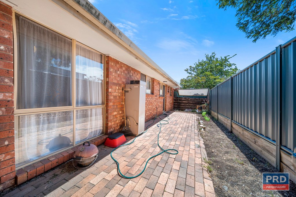 7/8 Clarke Street KENNINGTON 8