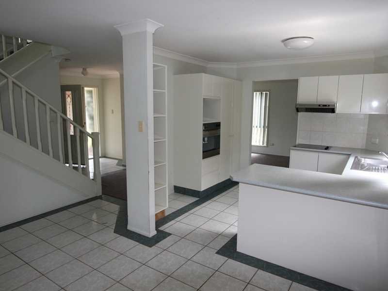 78 Clear River Boulevard ASHMORE 4