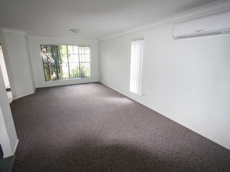 78 Clear River Boulevard ASHMORE 6