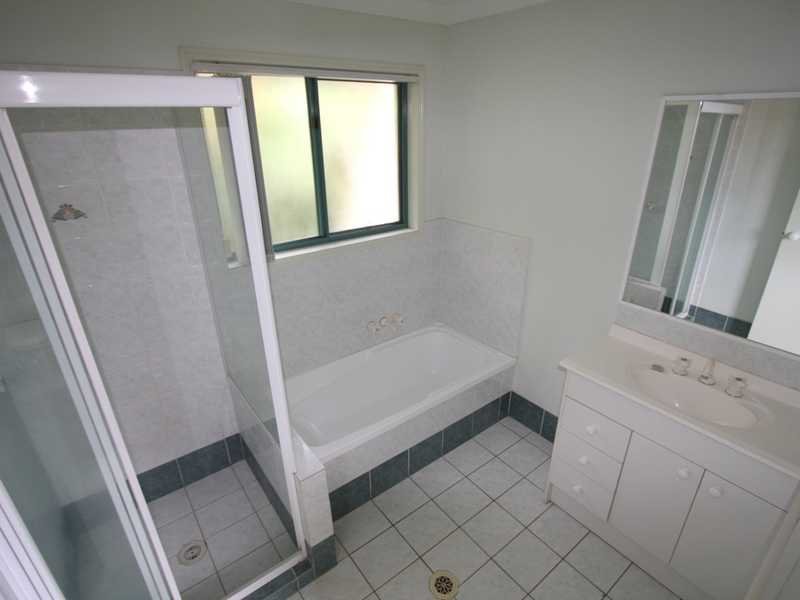 78 Clear River Boulevard ASHMORE 9