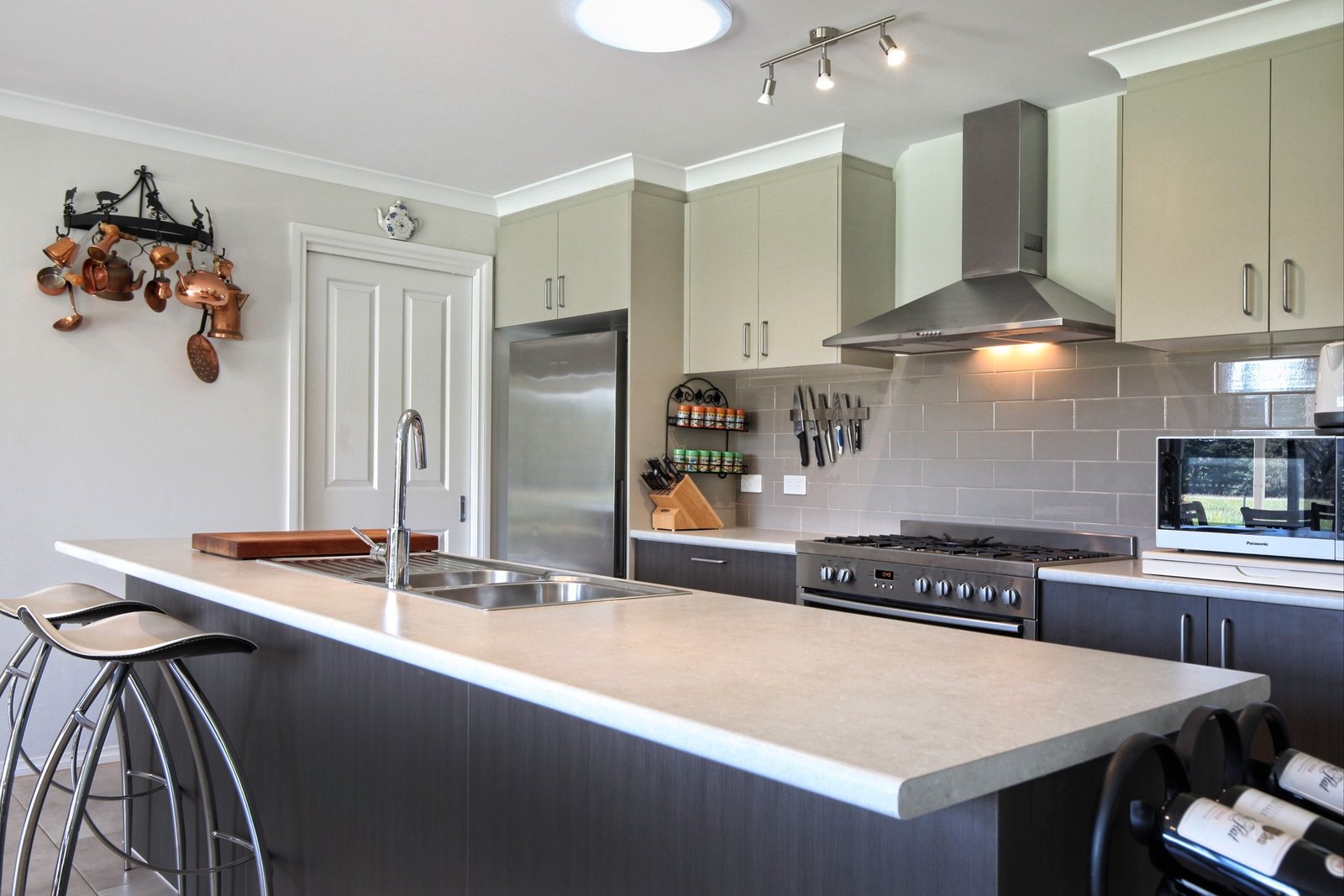 Real Estate and Property in 78 Donovans Road, Woodend, VIC