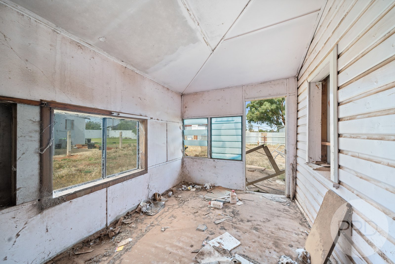 78 Drummond Street LOCKHART 5