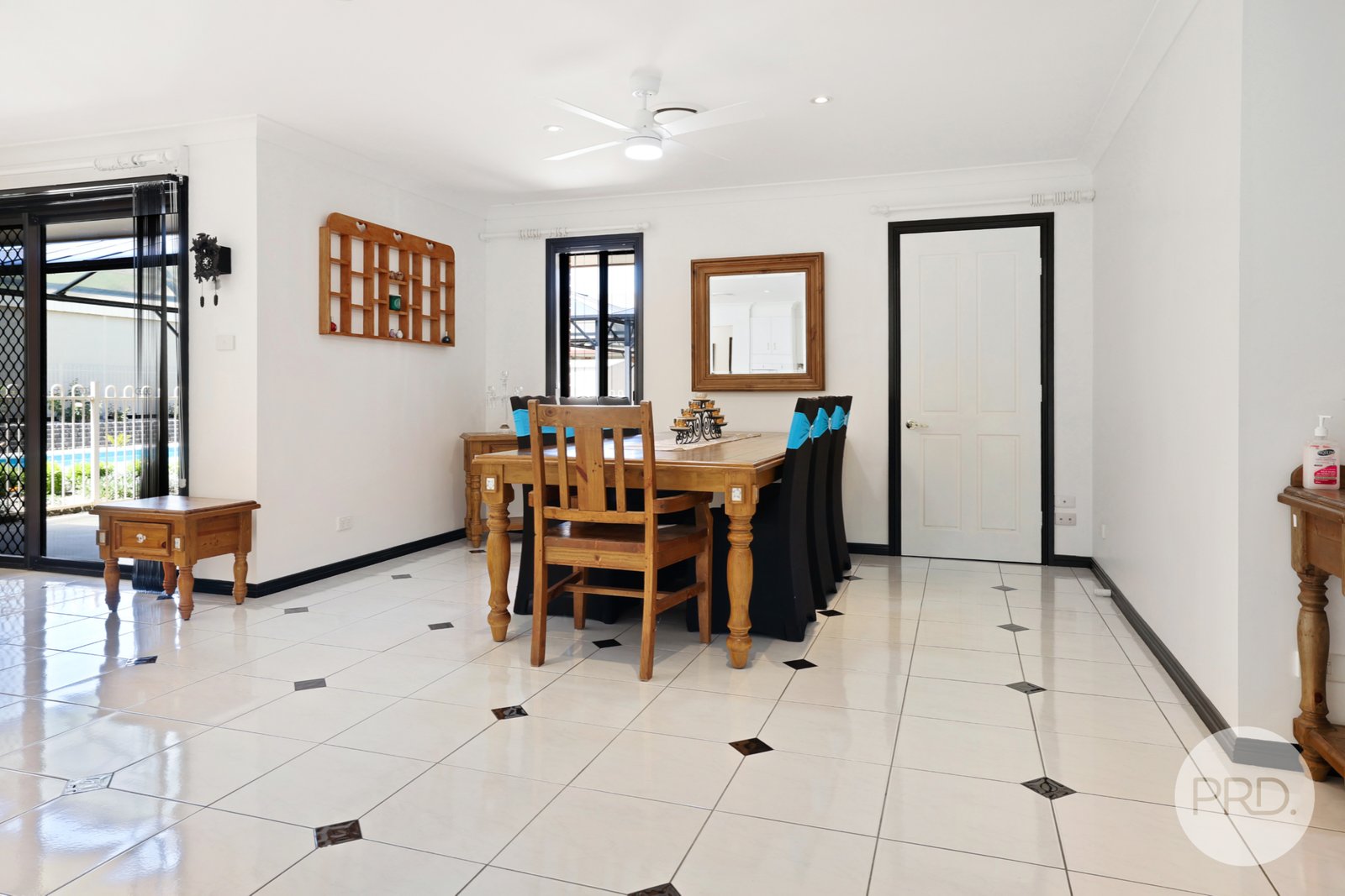 78 Gill Street MOONBI 12