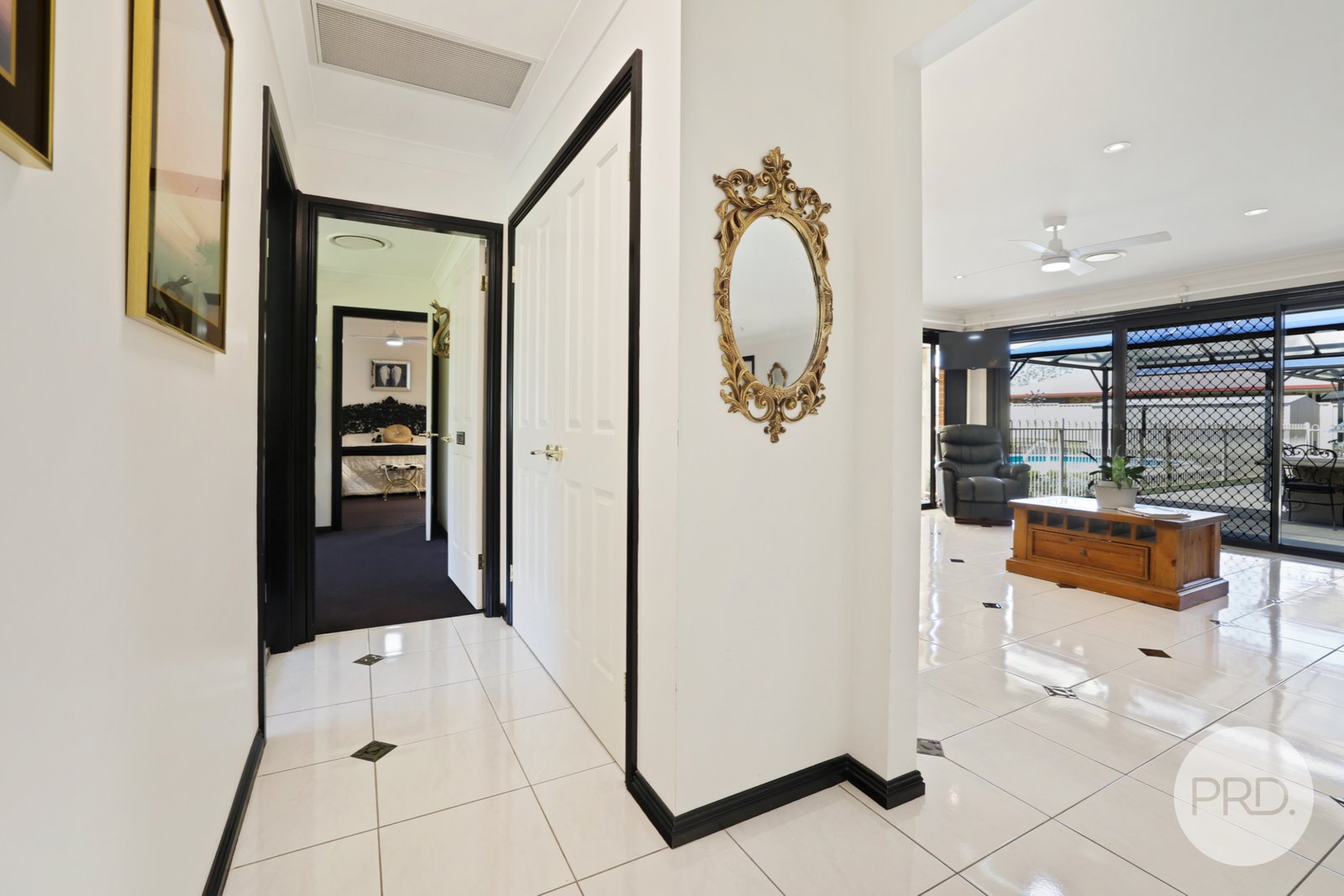 78 Gill Street MOONBI 15