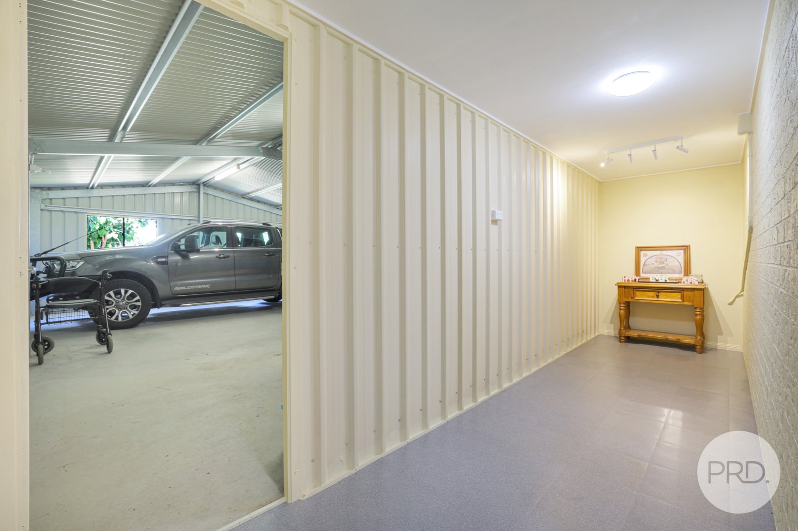 78 Gill Street MOONBI 23