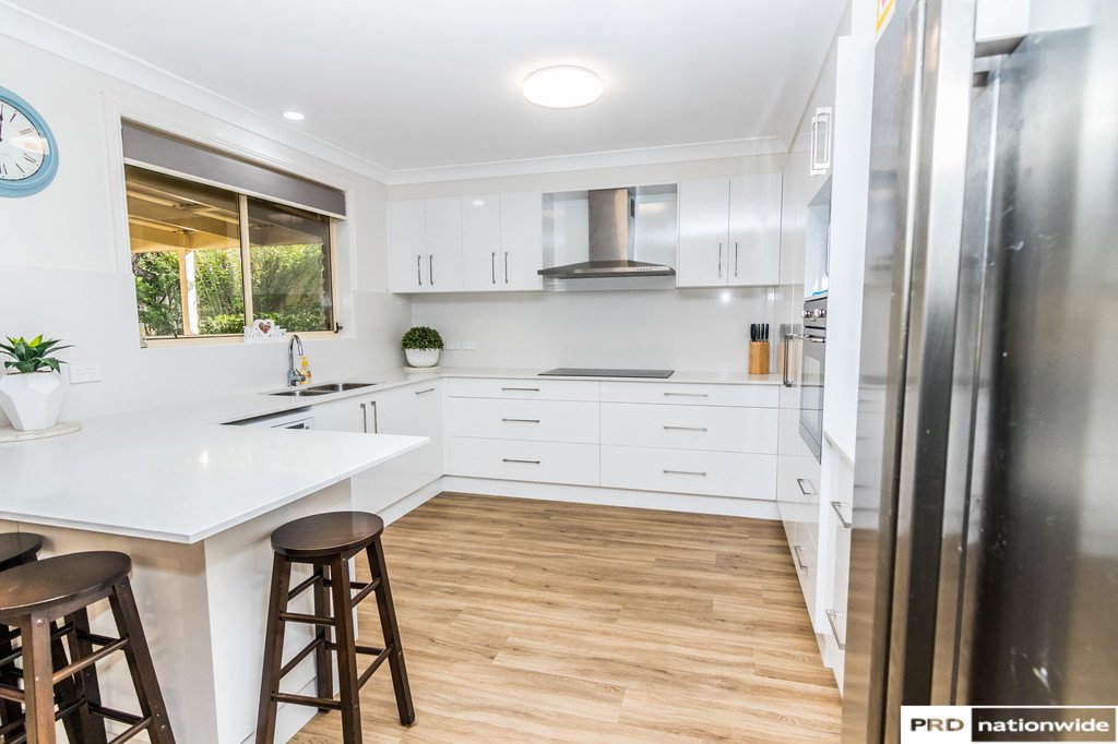 78 Grant Street TAMWORTH 4
