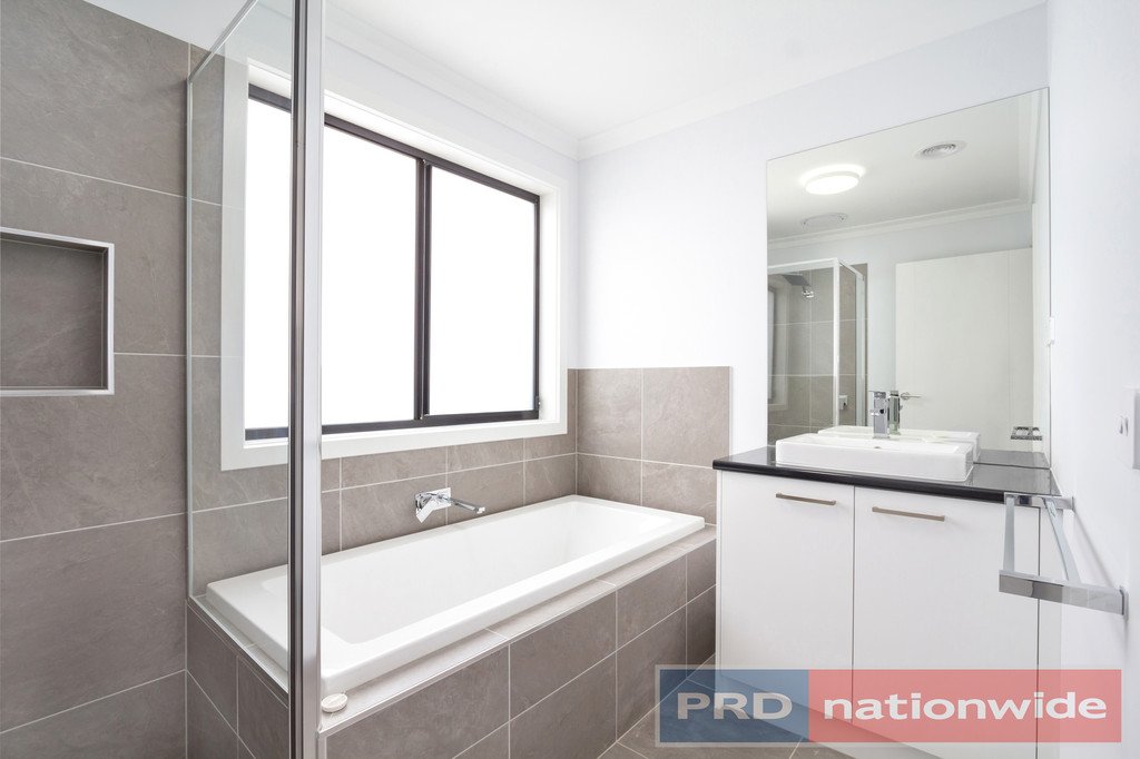 78 Howe Street MINERS REST 5