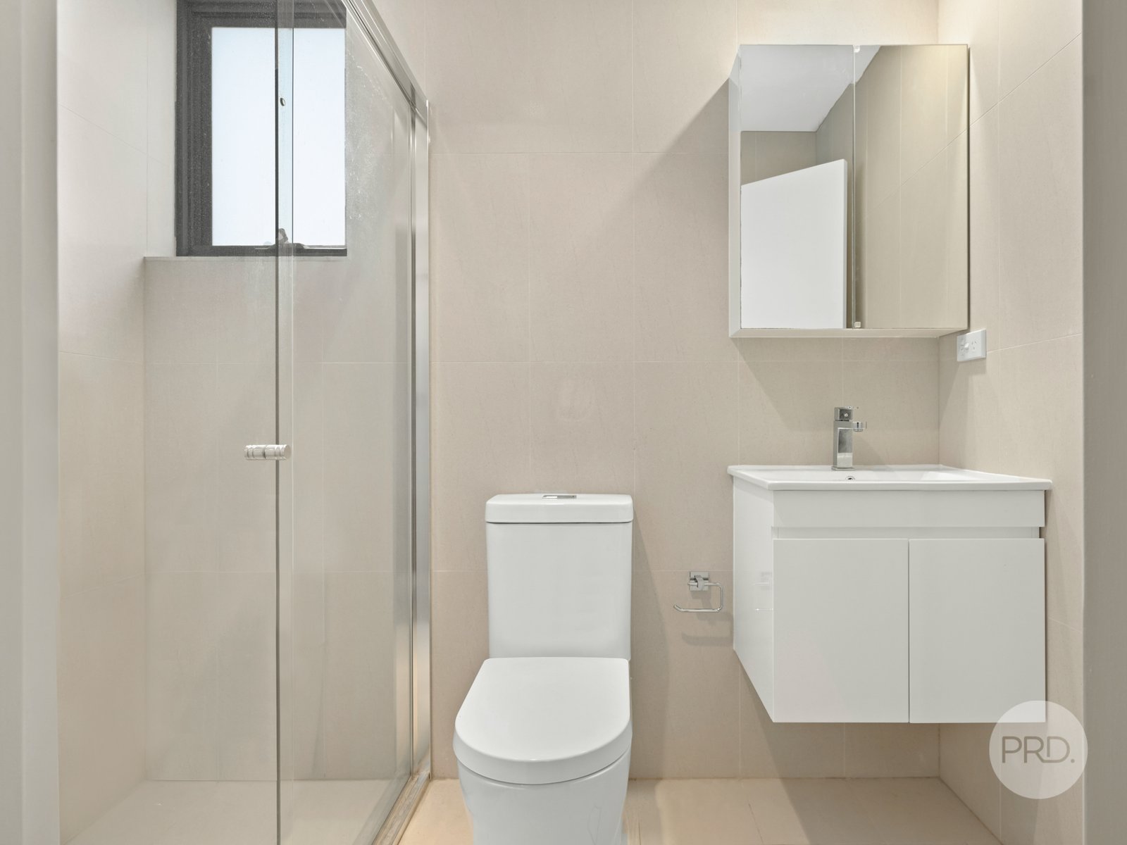 7/8 John Tipping Grove PENRITH 6