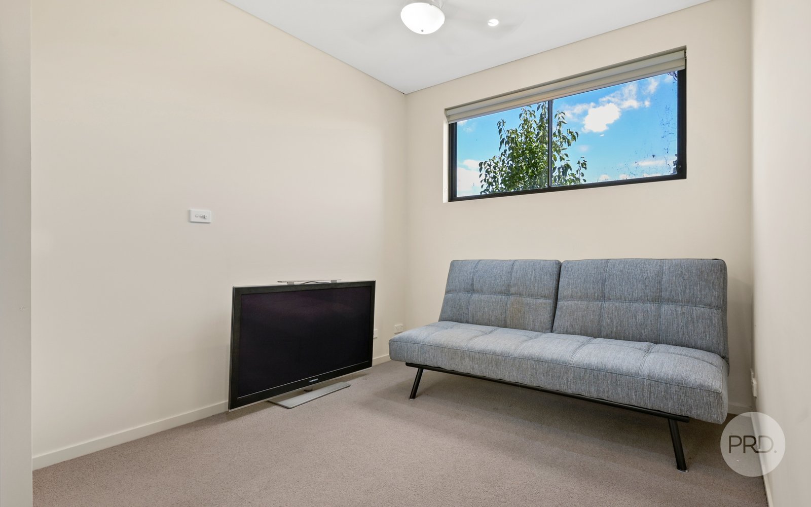 7/8 John Tipping Grove PENRITH 7