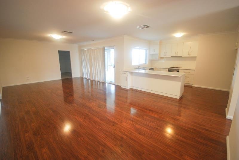 78 Kaloona Drive BOURKELANDS 2