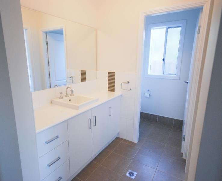 78 Kaloona Drive BOURKELANDS 4