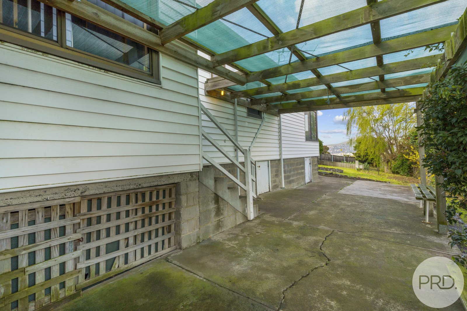 78 Lennox Avenue LUTANA 11