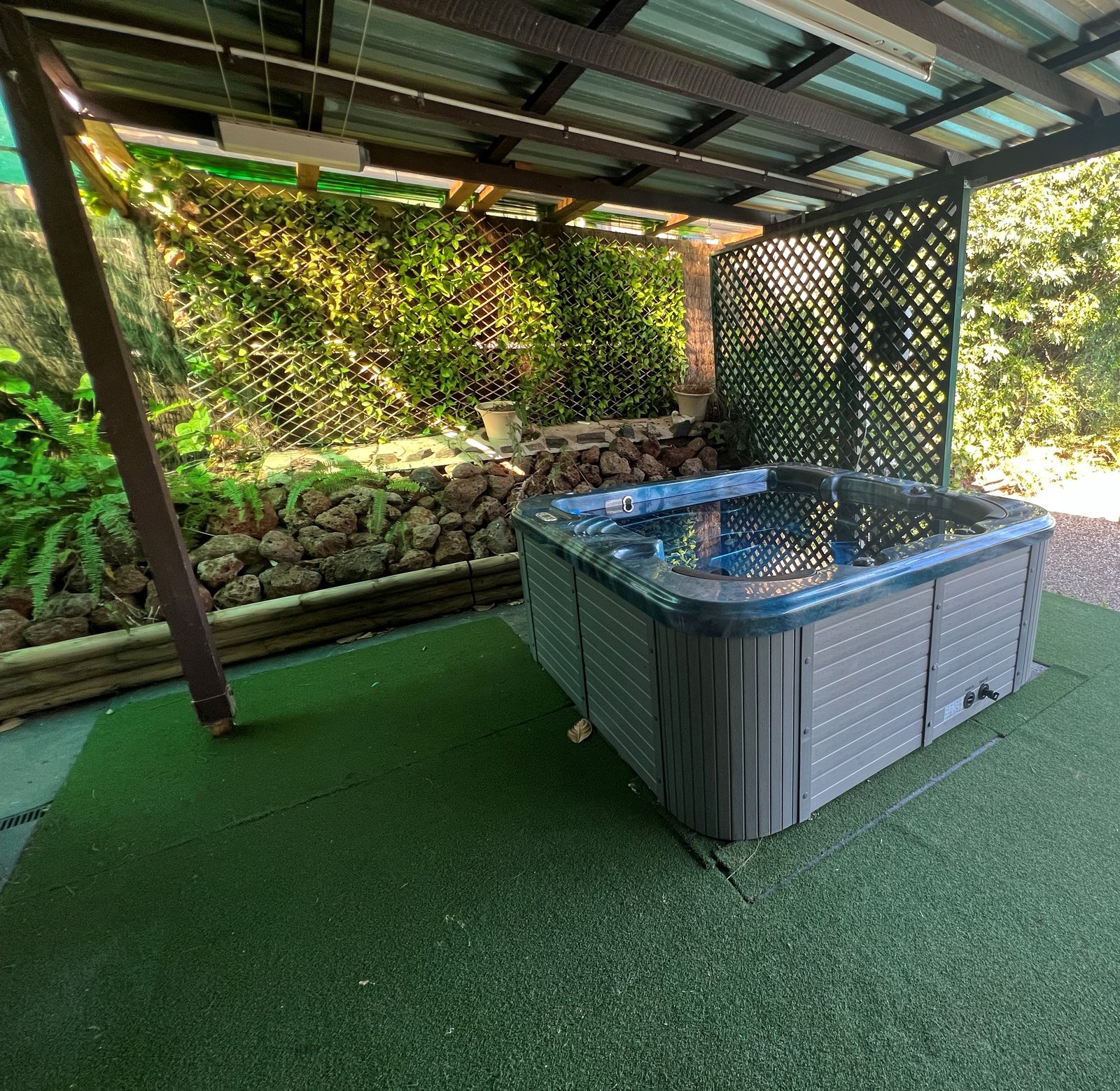 78 Malpas Street BOYNE ISLAND 12