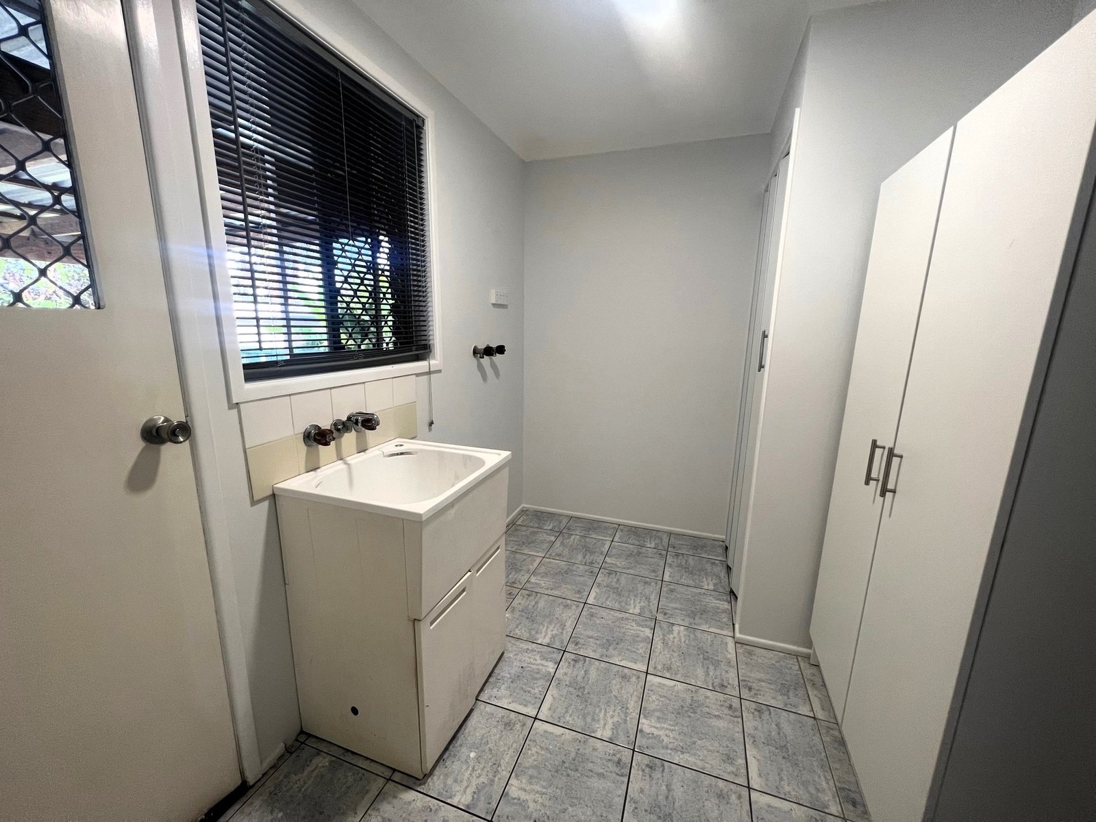 78 Malpas Street BOYNE ISLAND 10