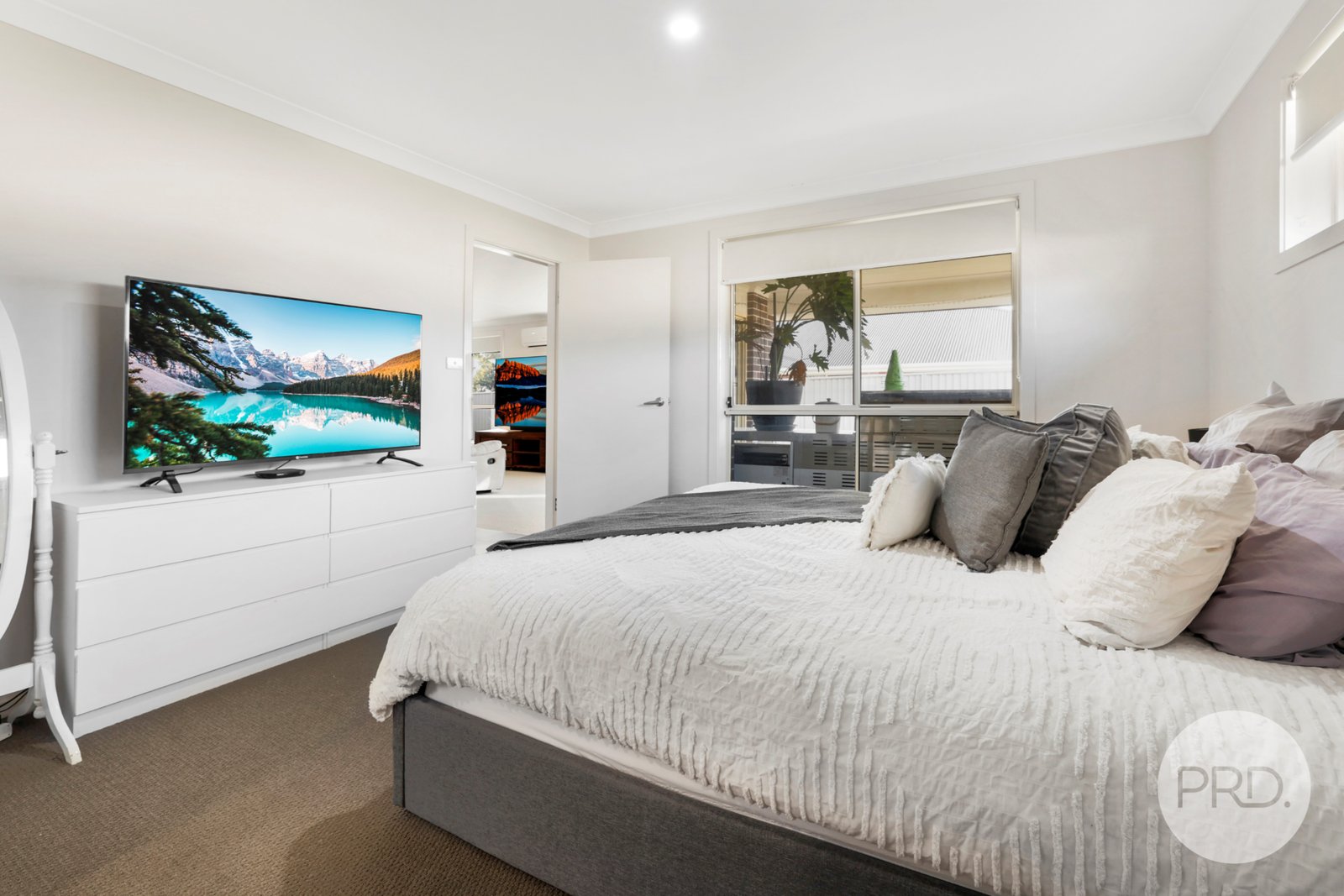 78 Marathon Street TAMWORTH 11
