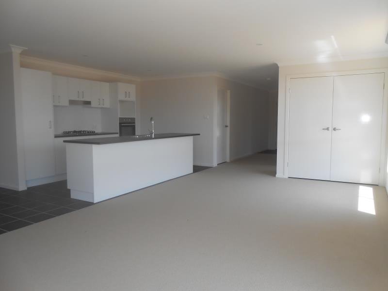 78 Marathon Street TAMWORTH 2