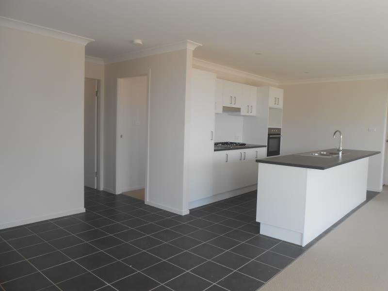 78 Marathon Street TAMWORTH 3