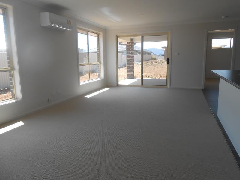 78 Marathon Street TAMWORTH 4