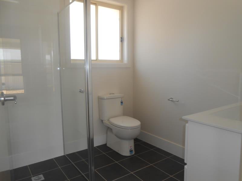 78 Marathon Street TAMWORTH 6