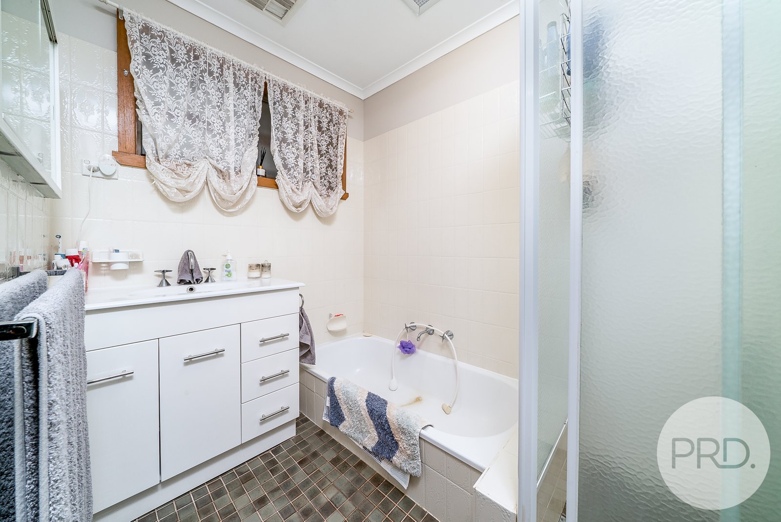 78 McKell Avenue MOUNT AUSTIN 5