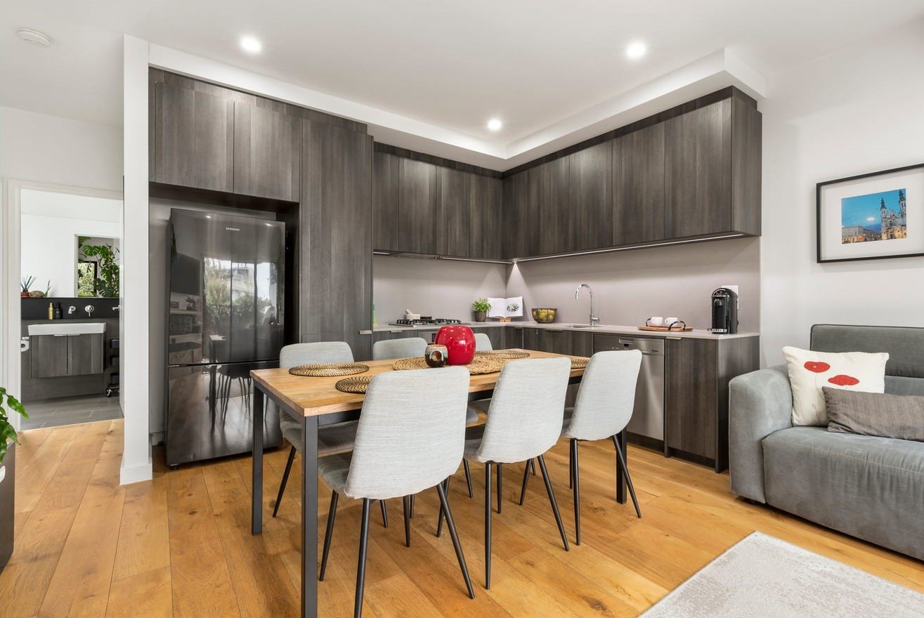 Gallery: 7/8 Salmon Street