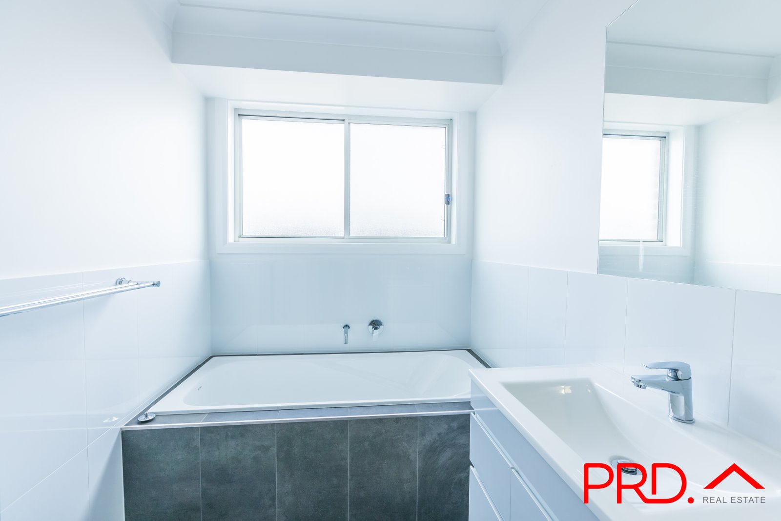 78 Warrah Drive TAMWORTH 9