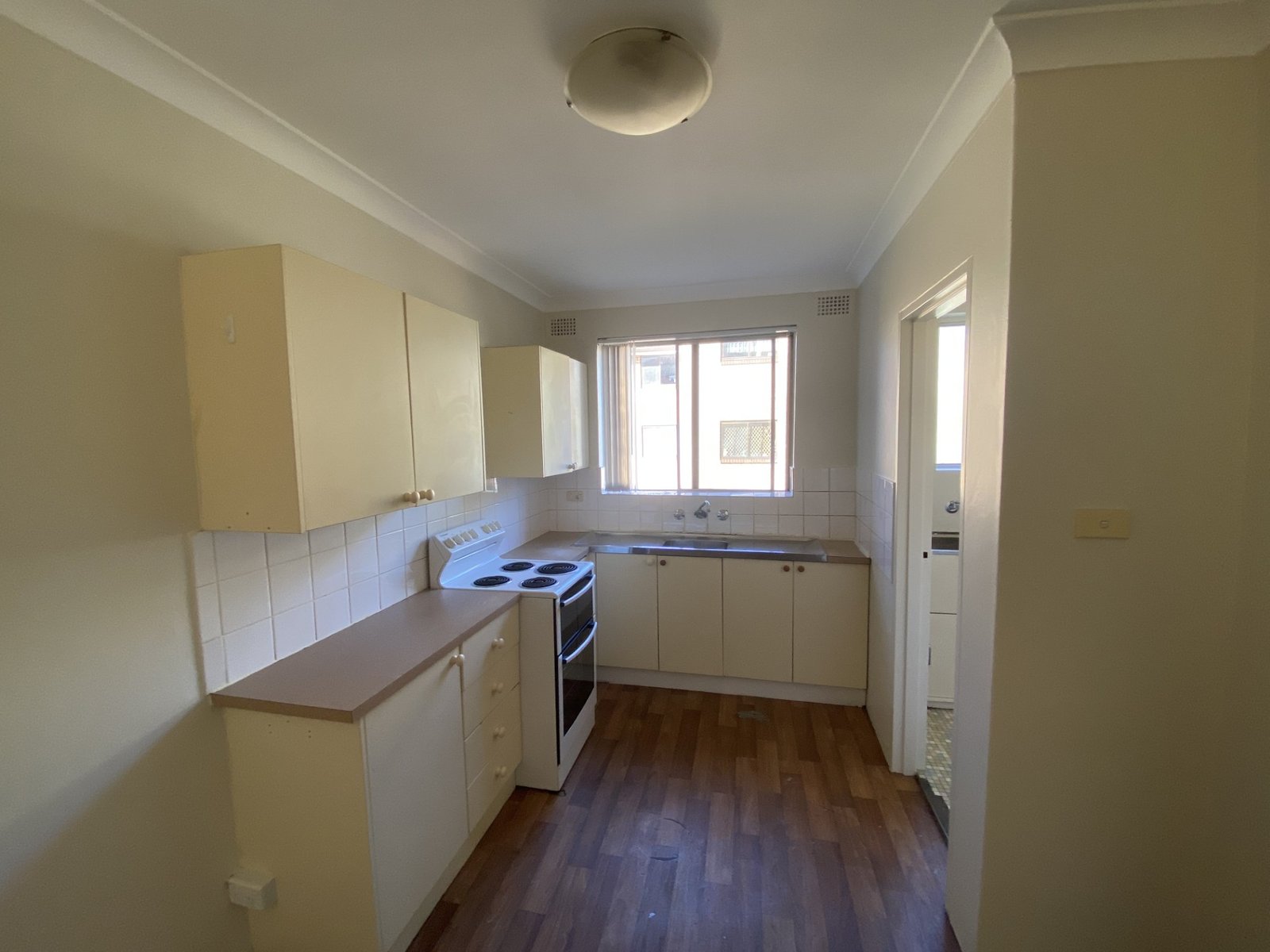 7/81 Castlereagh Street LIVERPOOL 3