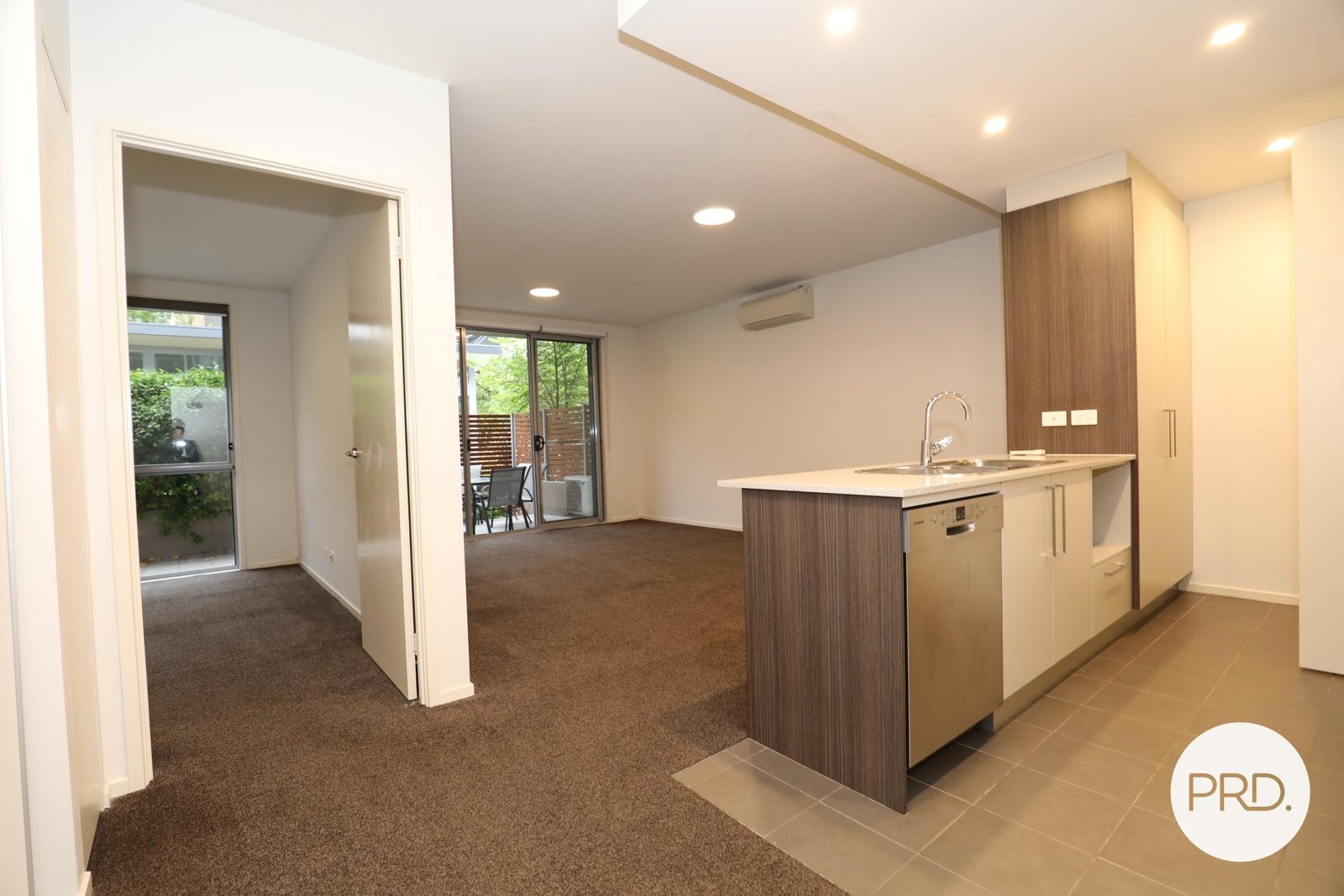 78/121 Easty Street PHILLIP 2