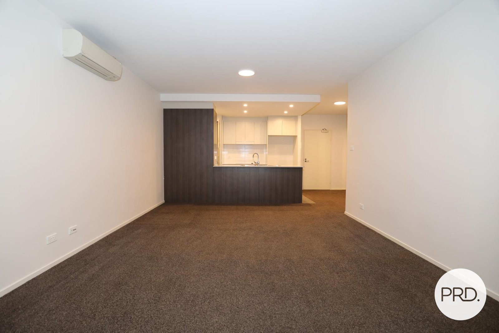 78/121 Easty Street PHILLIP 4