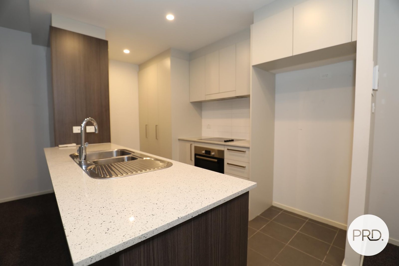 78/121 Easty Street PHILLIP 6