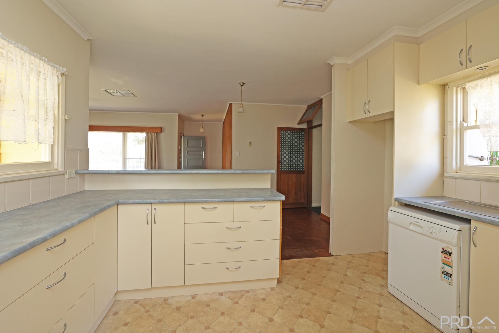 783-787 Sandilong Avenue,  IRYMPLE 9