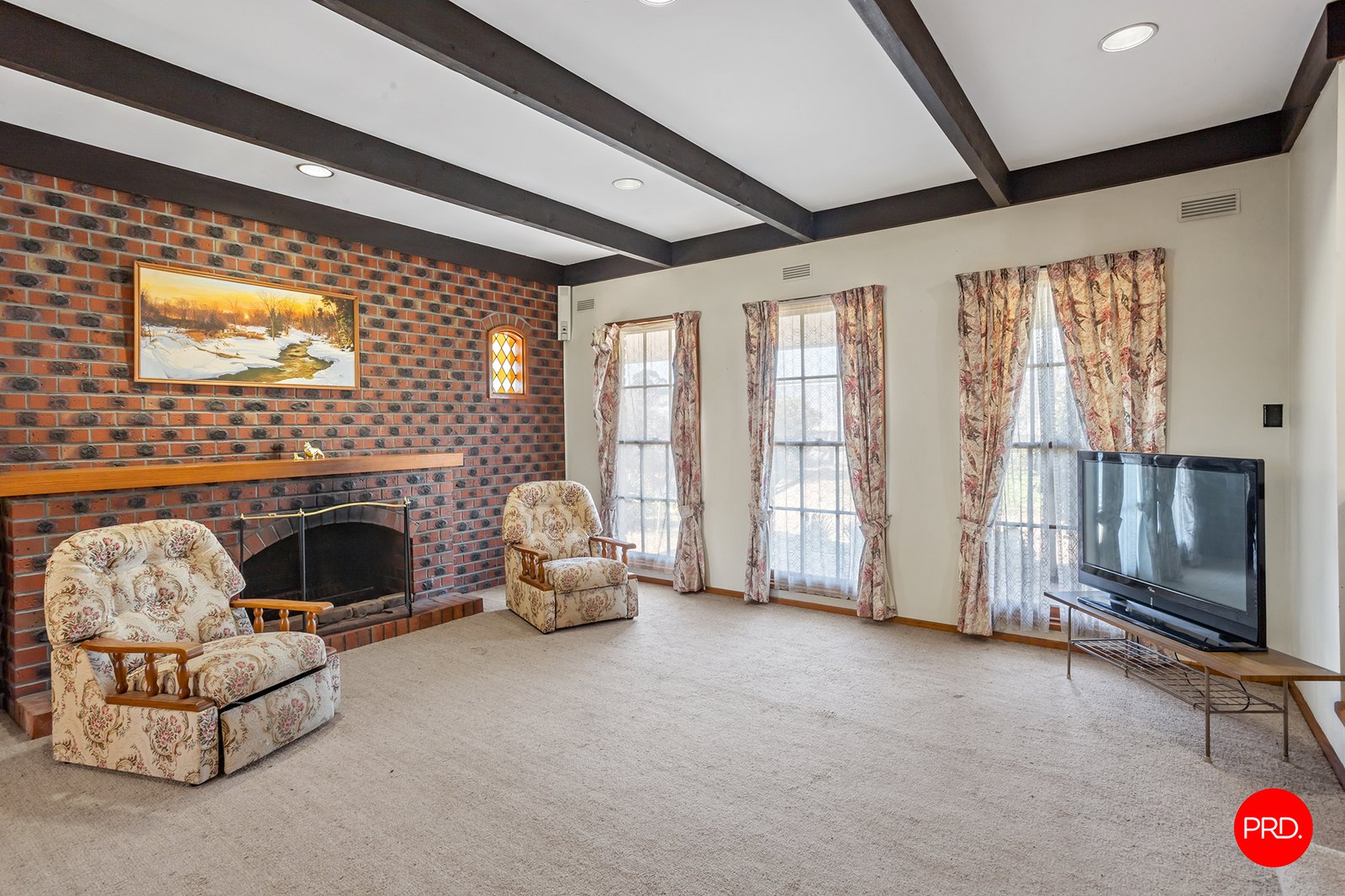 783 Midland Highway HUNTLY 5