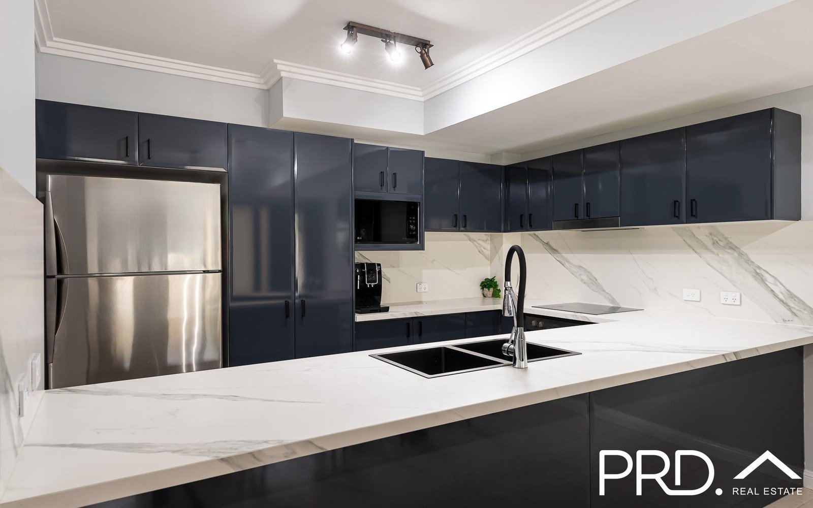 7/837 Henry Lawson Drive PICNIC POINT 4