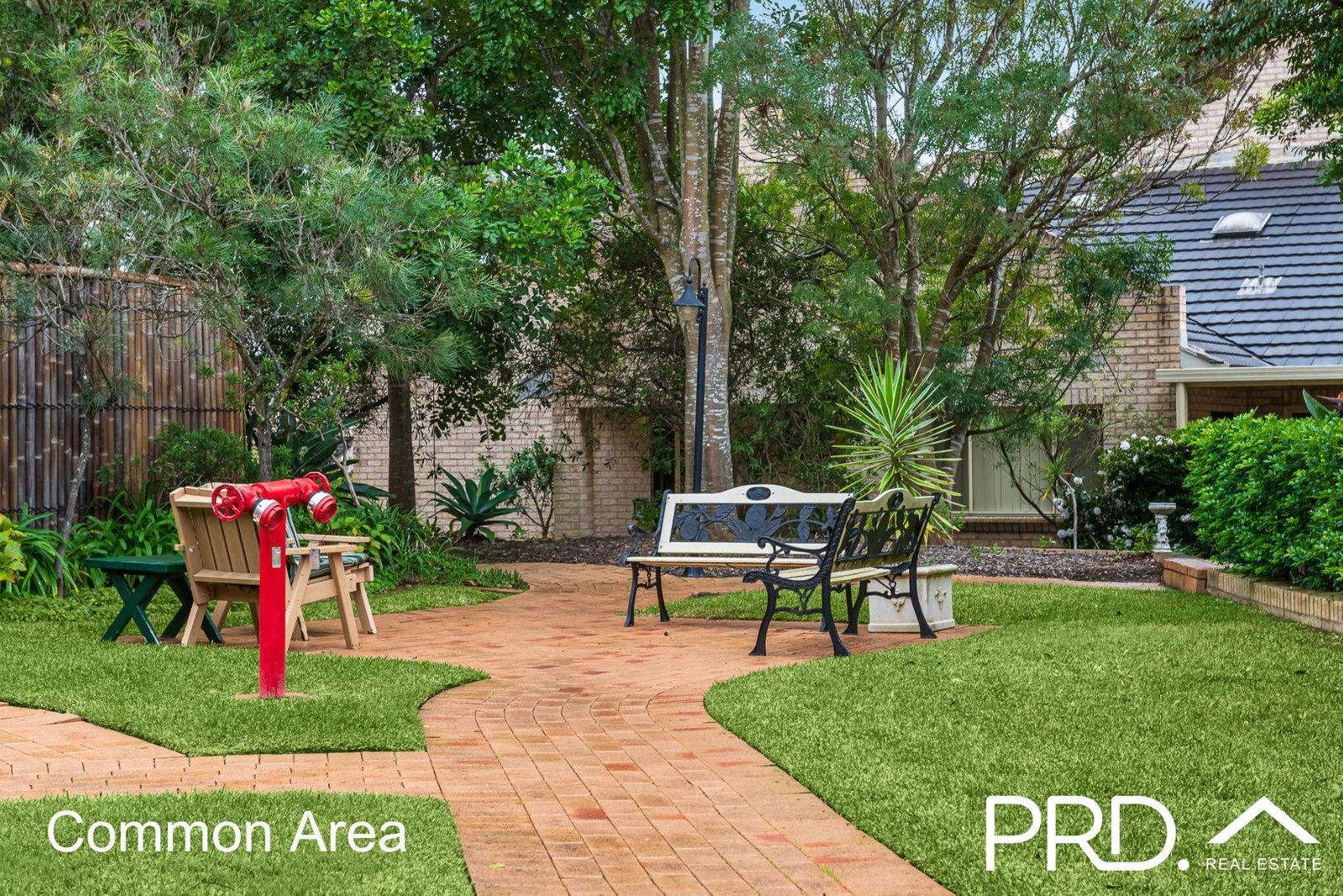 7/837 Henry Lawson Drive PICNIC POINT 9