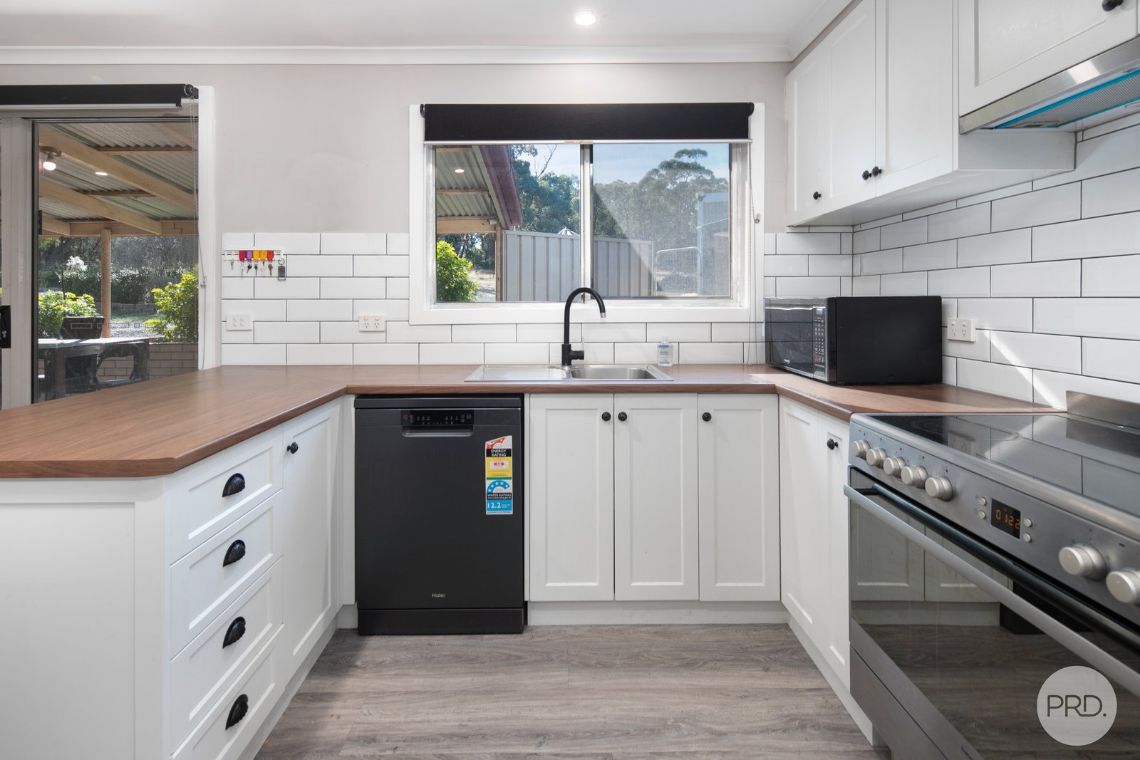 785 Bells Road HADDON 3