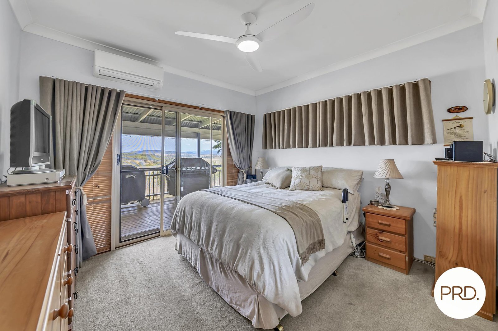 786 Hiddenvale Road GRANDCHESTER 8