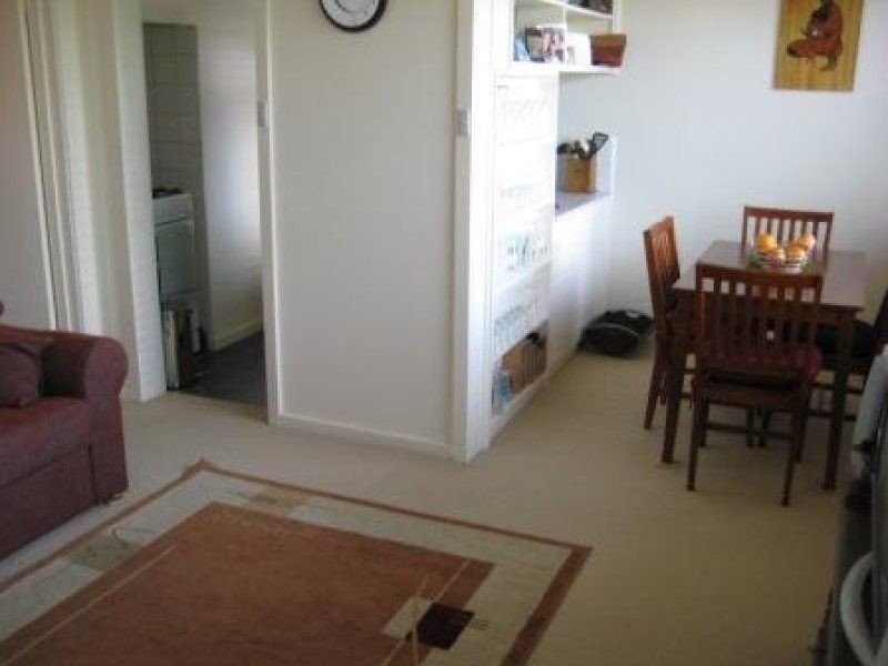 Gallery: 7/86 Park Street