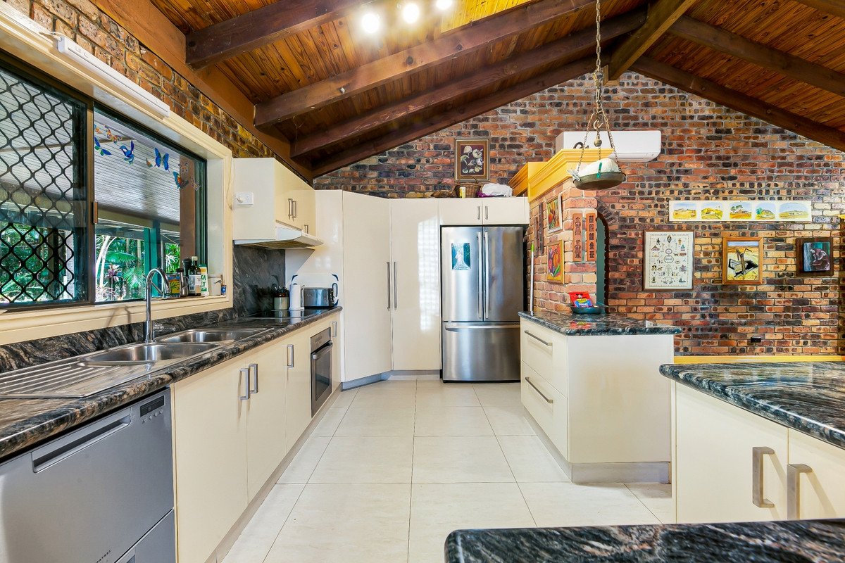 786 Tallebudgera Creek Road Tallebudgera Valley 8