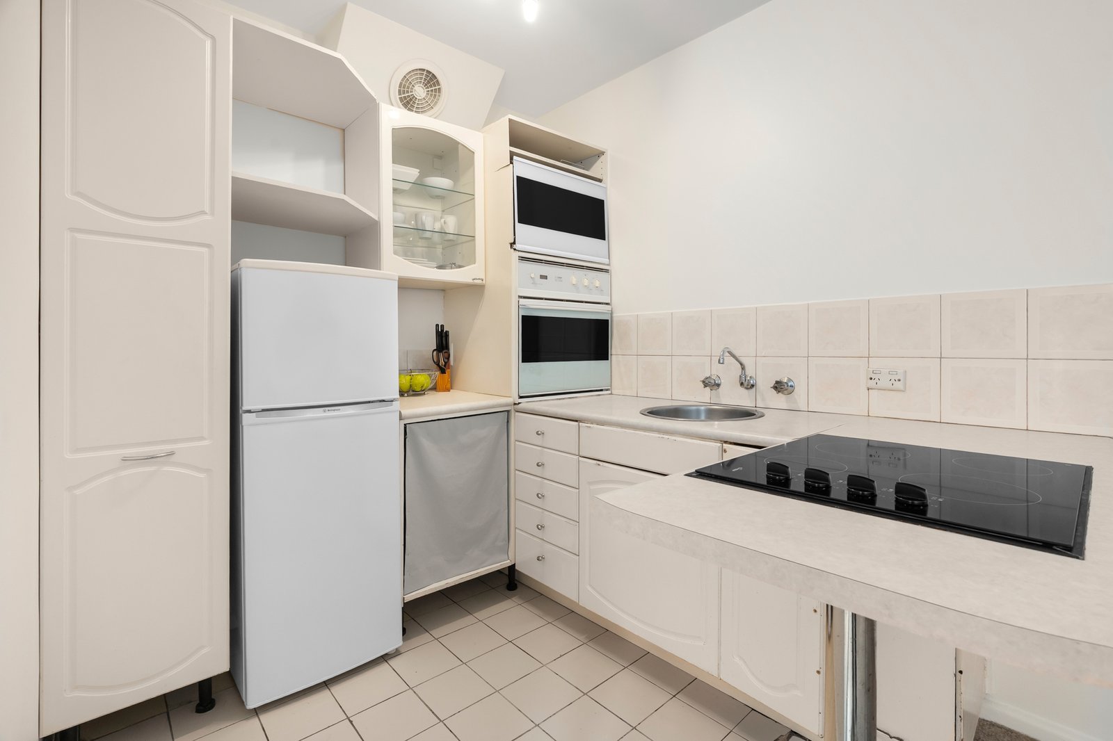 Gallery: 7/87 Ross Street