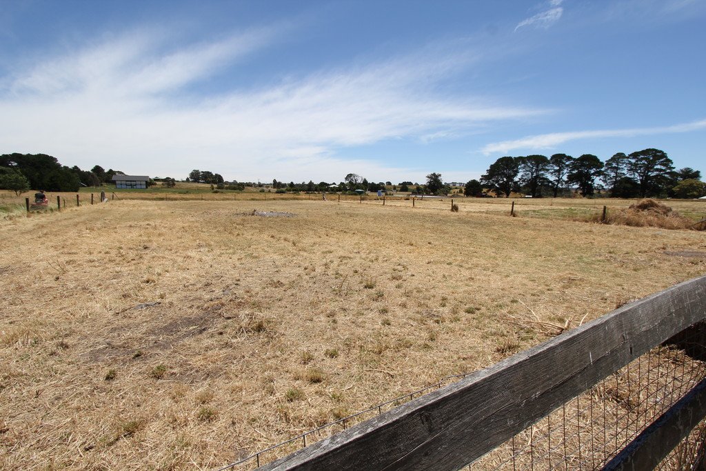 789 Linton-Carngham Road SNAKE VALLEY 13