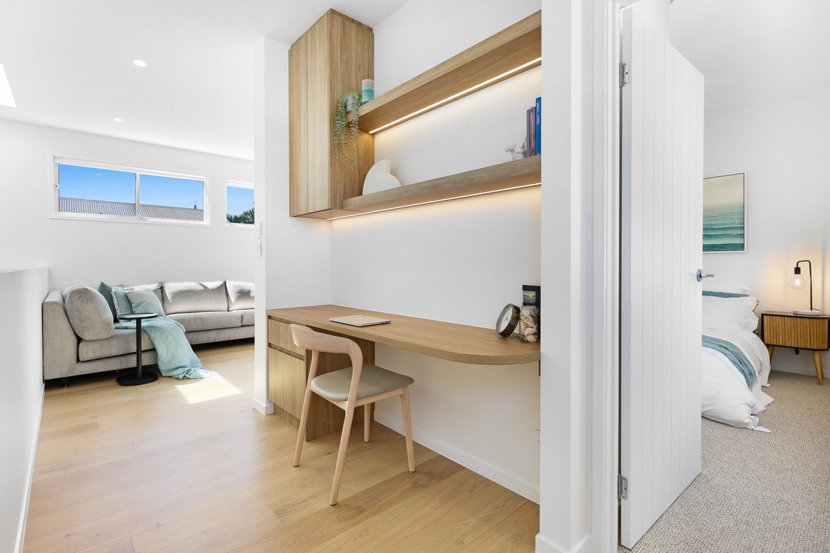 78A Nobby Parade Miami 23