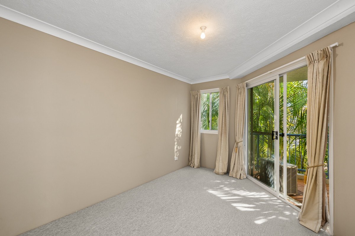 7/9-13 Madang Crescent Runaway Bay 6