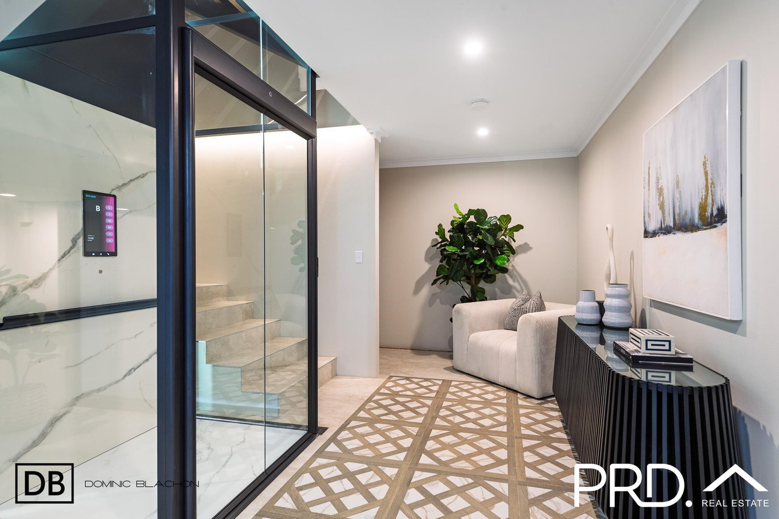 79 Apex Ave  PICNIC POINT 16