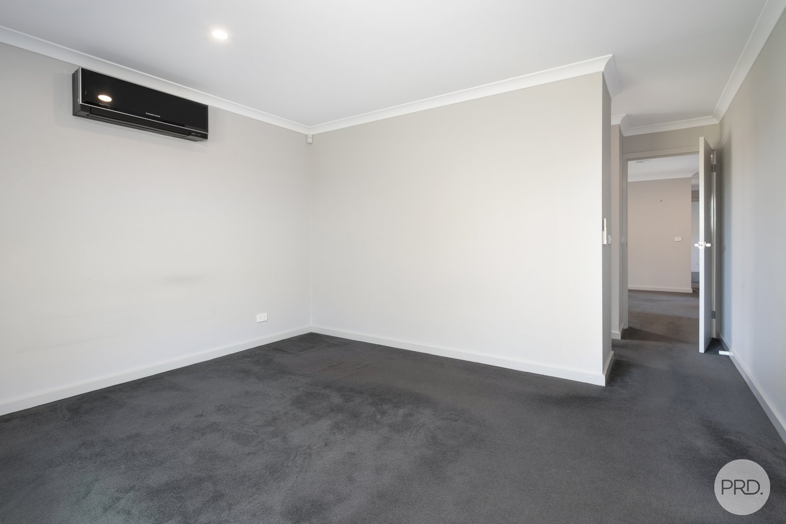 79 Ascot Gardens Drive DELACOMBE 12