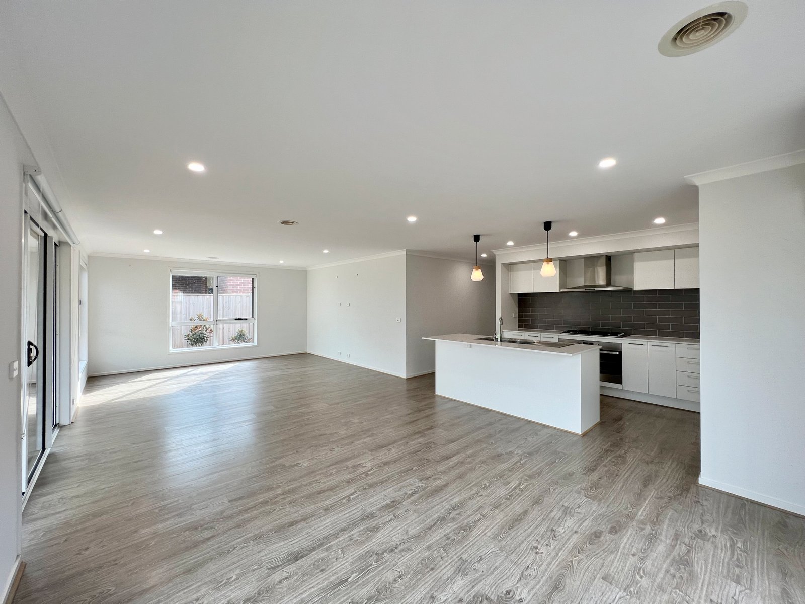 Gallery: 79 Aviation Drive