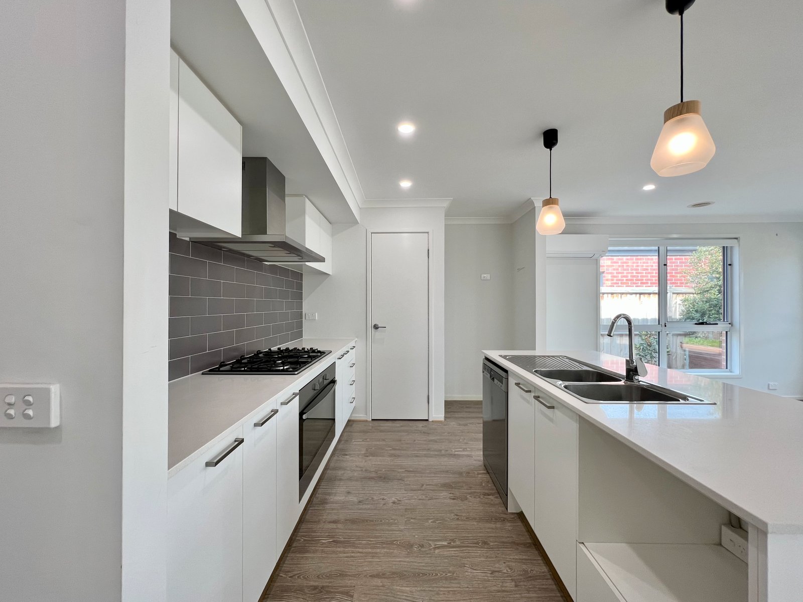 Gallery: 79 Aviation Drive