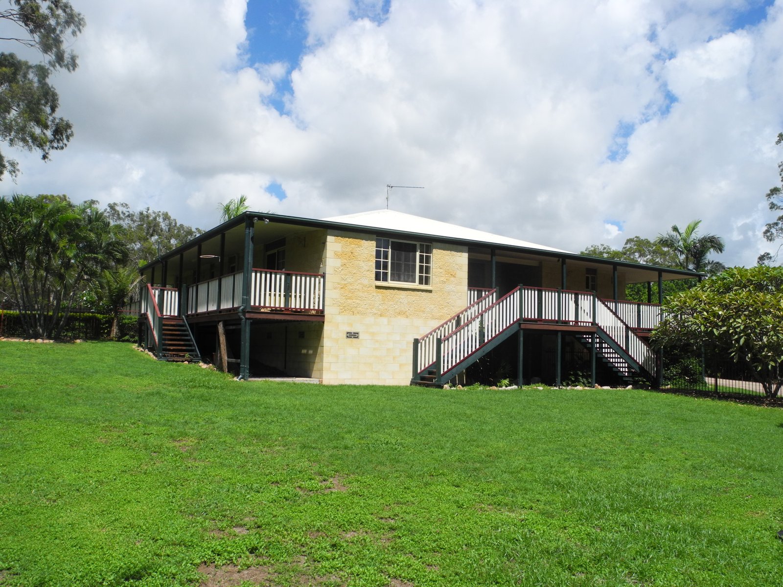 79 Broadacres Drive TANNUM SANDS 15