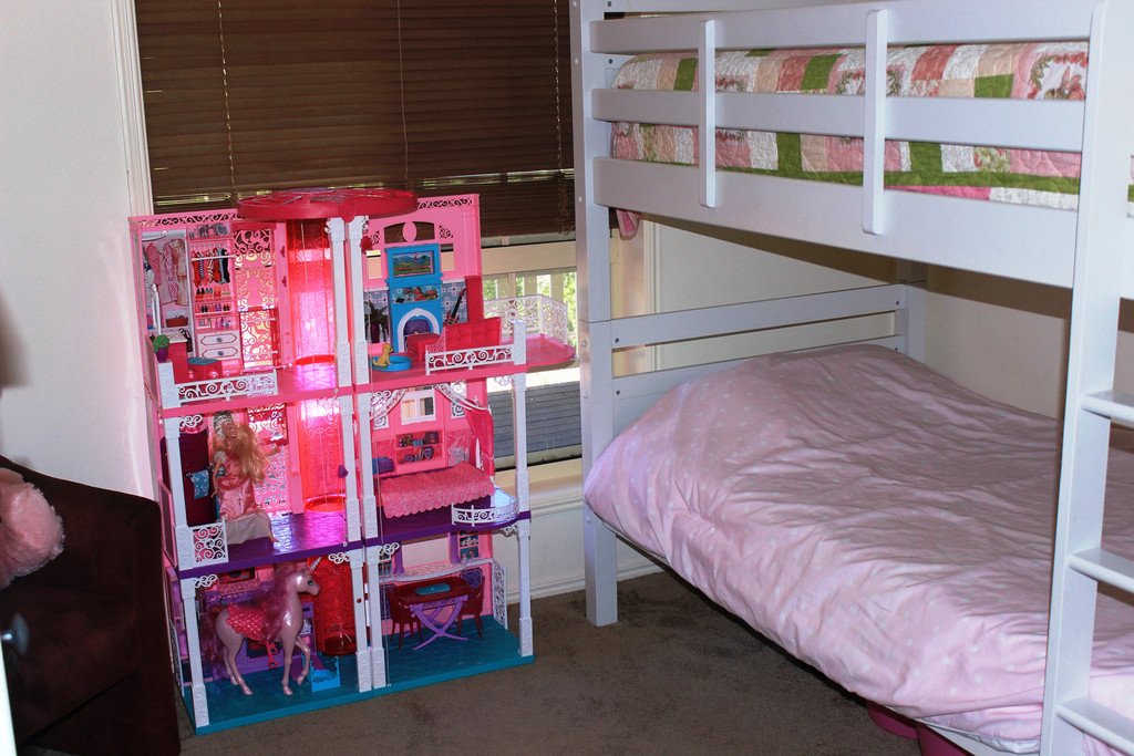 79 Broadacres Drive TANNUM SANDS 10