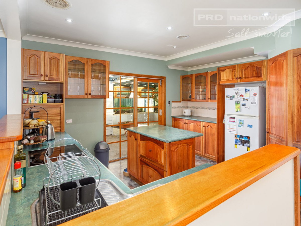 79 Broughton Street TUMUT 3