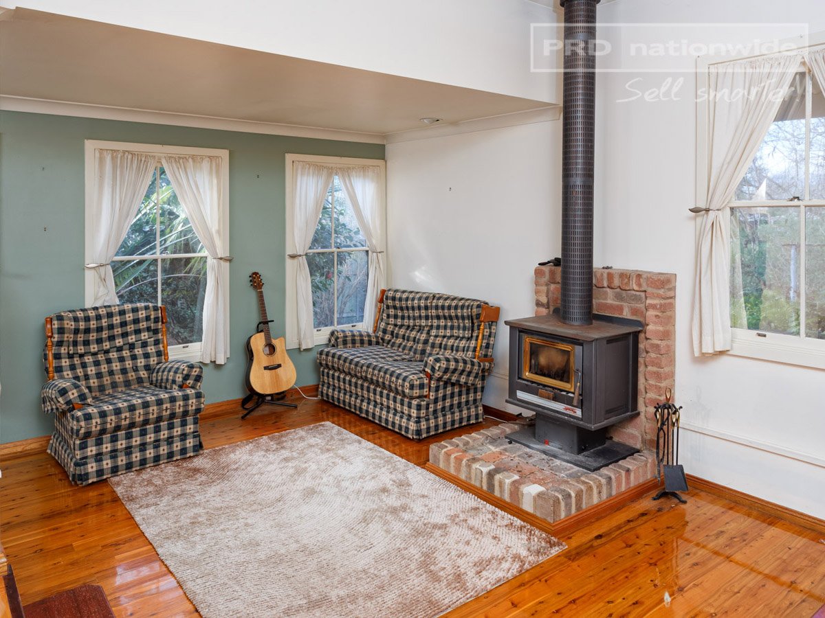 79 Broughton Street TUMUT 5